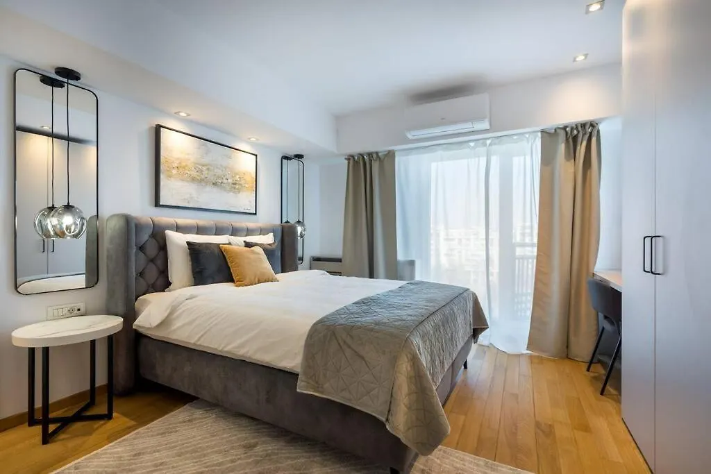 Apartment Superb River Views 1Br + Parking Bucharest Romania